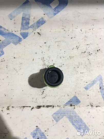 Прикуриватель LADA kalina 2 1.6 ат универсал