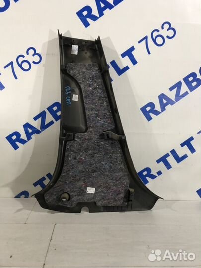 Обшивка центральной стойки низ прав renault arkana