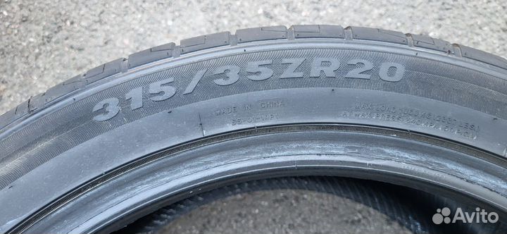 Tracmax X-Privilo RS01+ 275/40 R20 и 315/35 R20 110Y