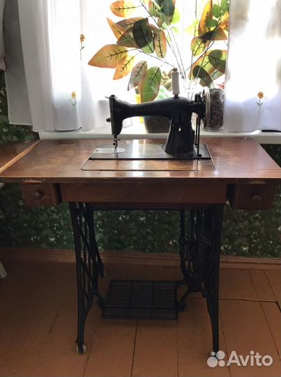 Швейная машина Подольск