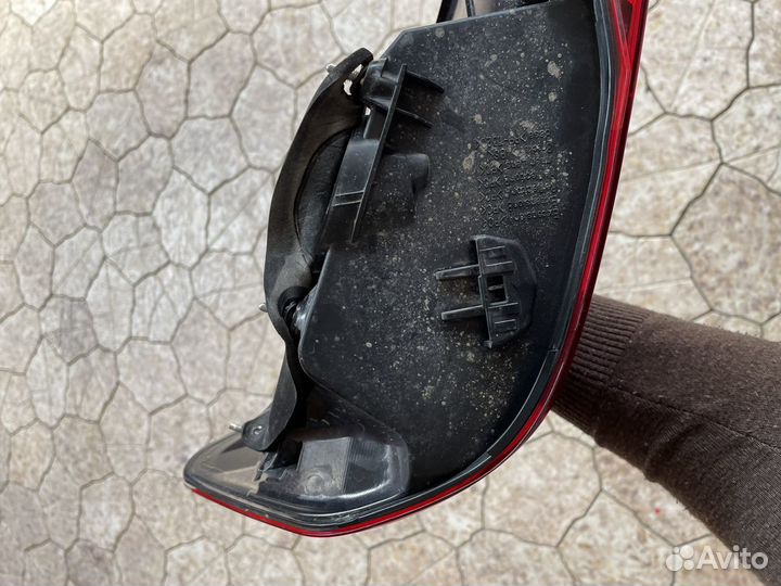 Правый фонарь toyota camry 55