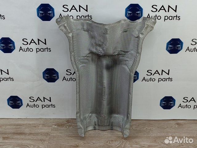 Тепловой экран Bmw 5 F10 N52B30AF 2010