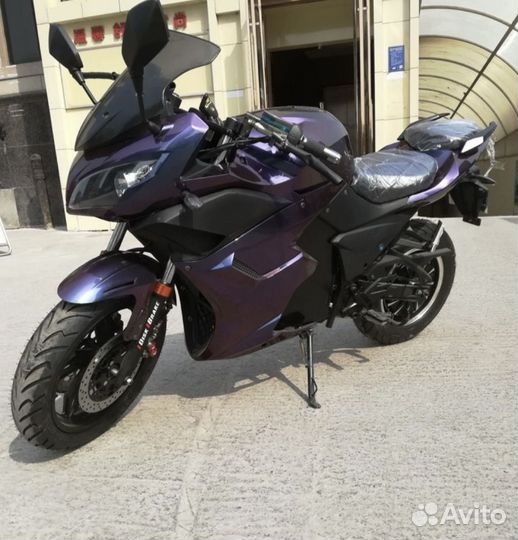 Электромотоцикл Yamaha R3