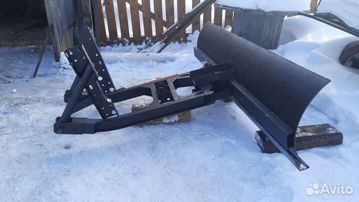 Поваротный отвал на трактор