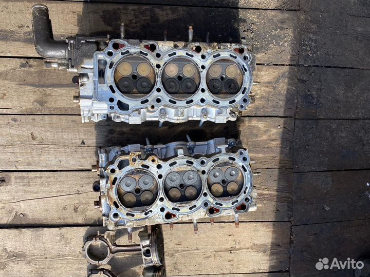 Головки блока цилиндров,vq35de
