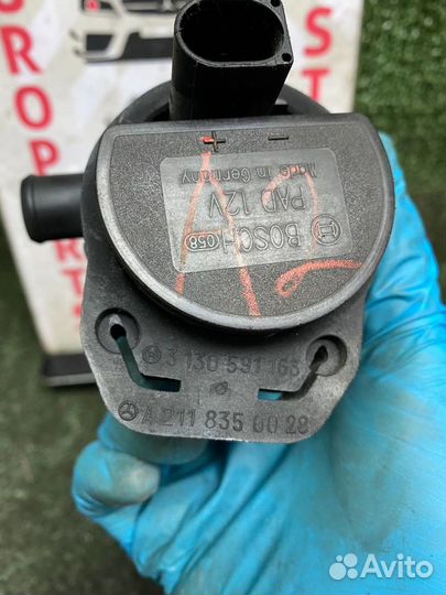 Помпа, насос водяной на Mercedes R-Class, W251