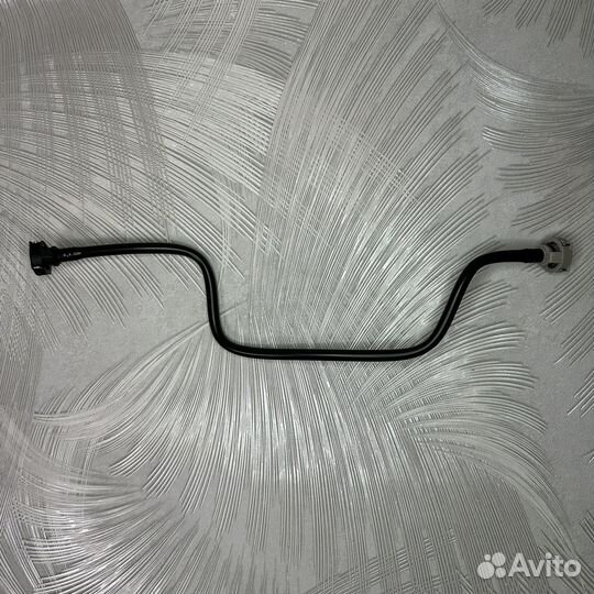 Патрубок системы охлаждения 8R0121081M