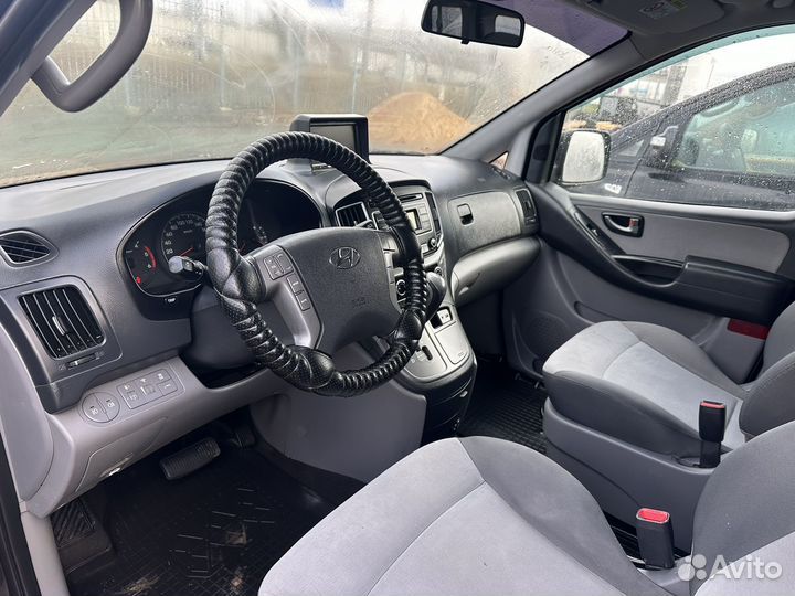 Hyundai H-1 2.5 AT, 2017, 137 152 км