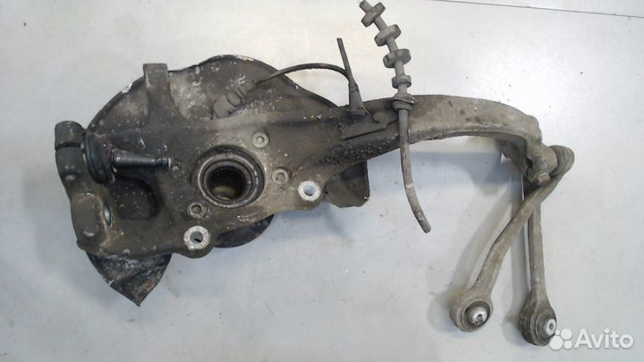 Поворотный кулак Audi A5, 2010