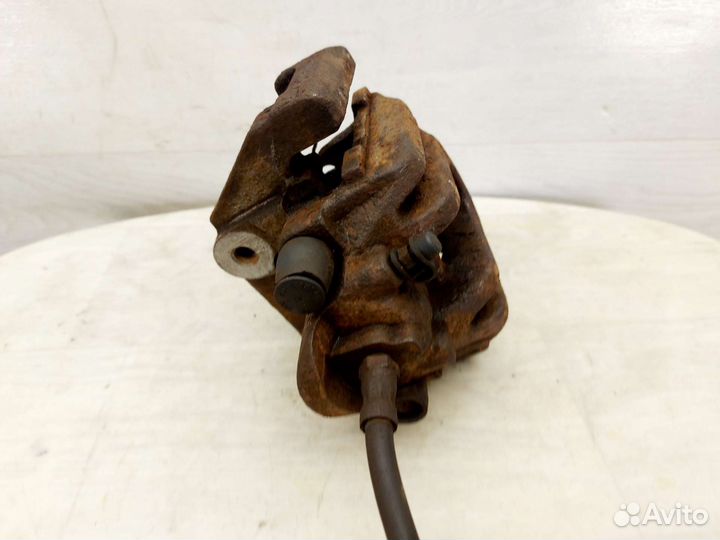 Суппорт тормозной задний правый BMW 5 E60/E61