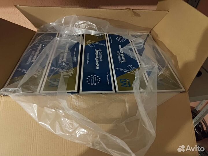 Доводчик дверной metro d 100