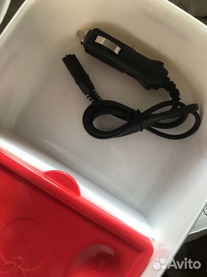 Контейнер пластиковый ланч бокс автомобильный