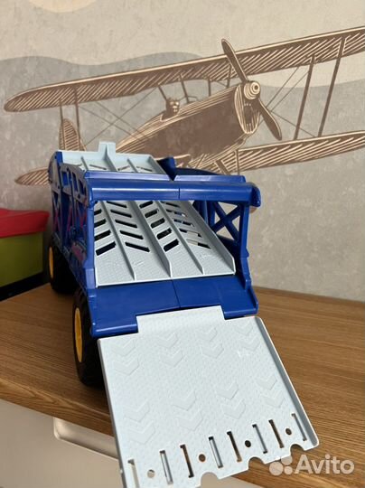 Hot wheels monster truck