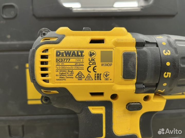 Шуруповёрт Dewalt DCD777 (влш)