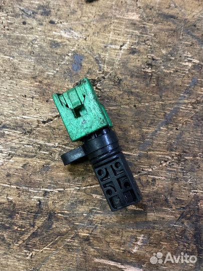 Датчик распредвала Ниссан Патфайндер