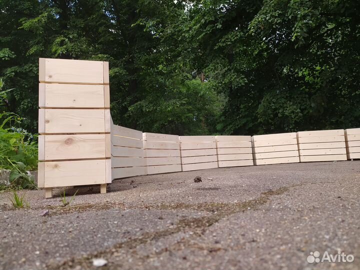 Деревянное кашпо 