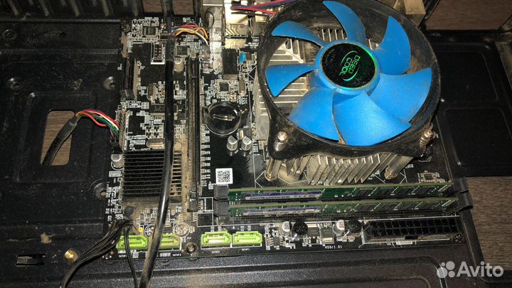 Материнская плата с процессором