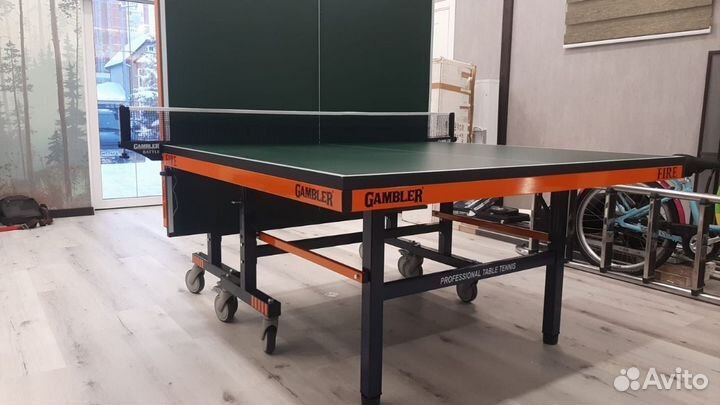 Теннисный стол