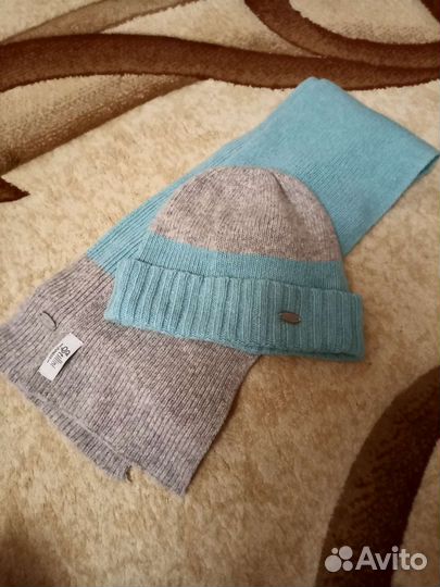 Комплект шапка и шарф для девочки