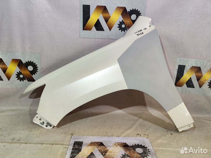 Toyota land cruiser 200 15- Крыло левое Бу