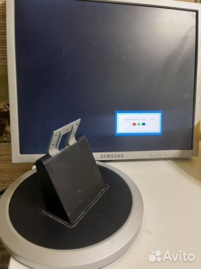 Монитор Samsung 740n *17