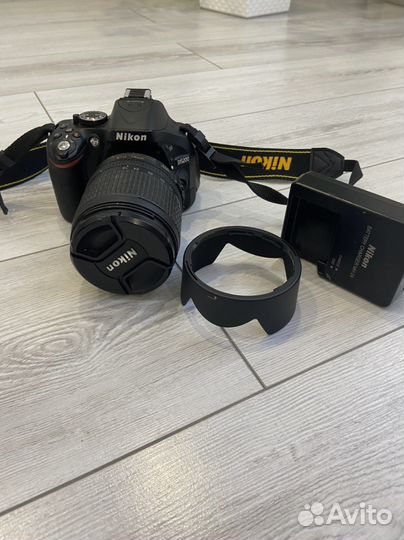 Зеркальный фотоаппарат