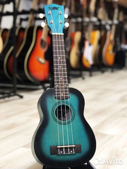 Укулеле сопрано бирюзовая