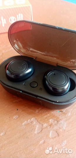 Беспроводные наушники