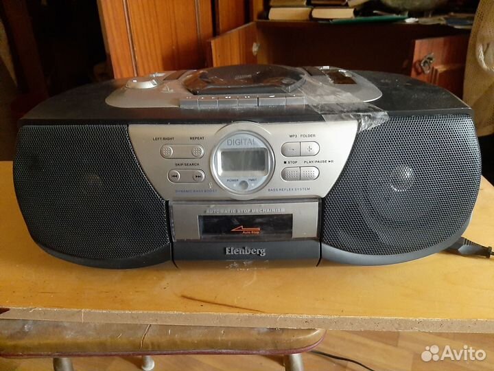Магнитола Еlenberg CD-131MP3