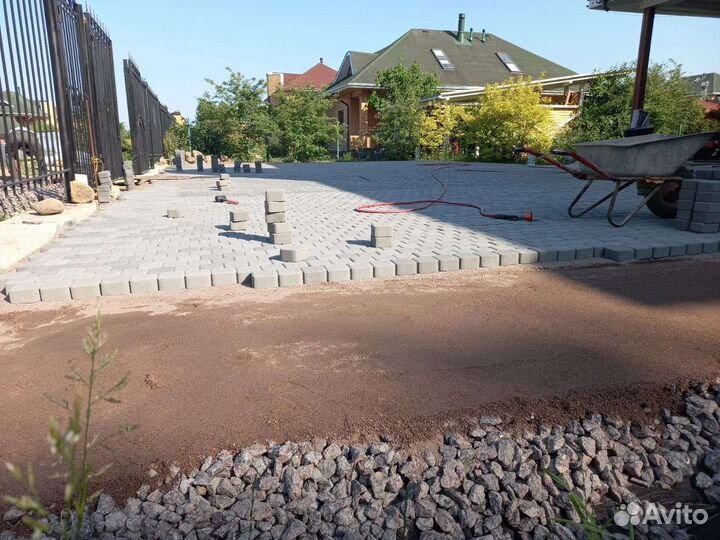 Укладка тротуарной плитки