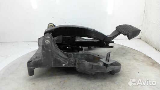 Педаль тормоза audi Q7 (70F03O201)