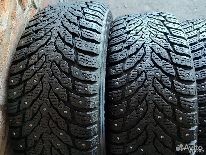 Nokian Tyres Hakkapeliitta 9 205/65 R16