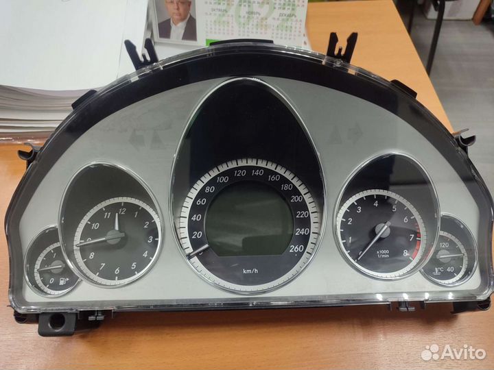 Приборная панель Мерседес w212 дорестайл