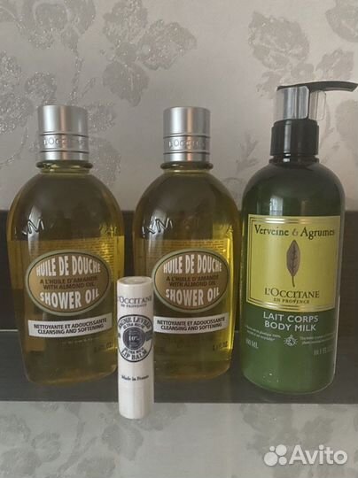 L'occitane almond shower oil