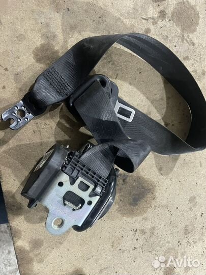 Ремень передний левый skoda octavia a7