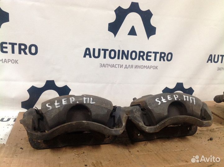 Суппорт тормозной передний Honda Stepwgn