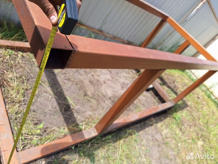 Опора из профильной трубы для еврокуба