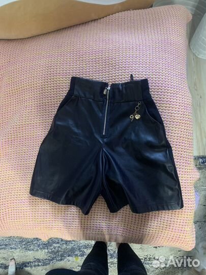 Кожаная юбка шорты