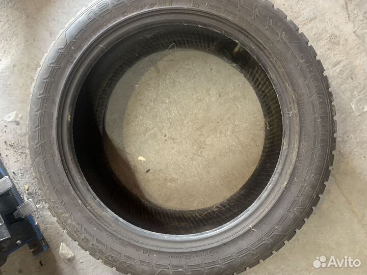 Nokian Tyres Hakkapeliitta 7 SUV 275/45 R20