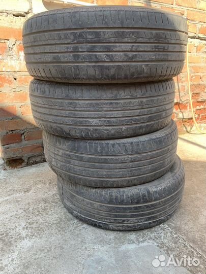 Yokohama BluEarth AE50 205/60 R16