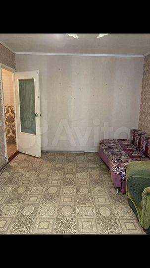 2-к. квартира, 37 м², 1/9 эт.