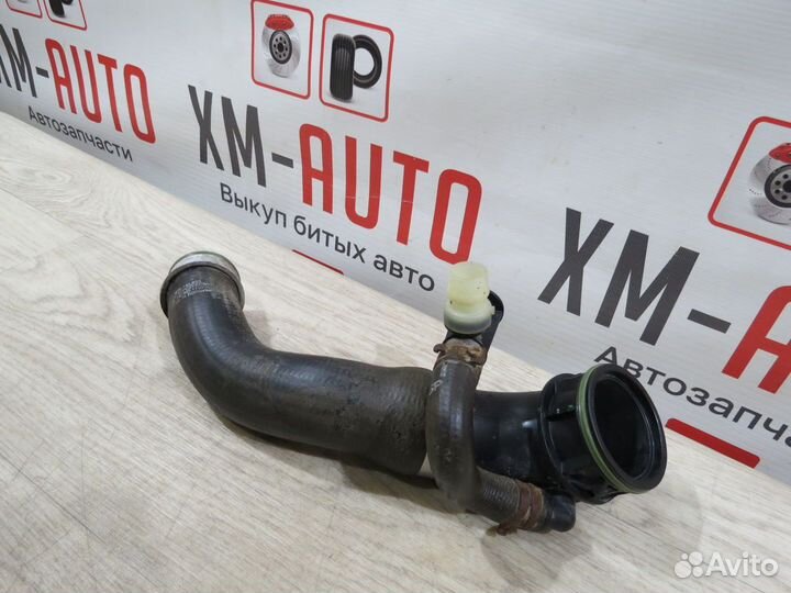 Патрубок интеркулера Porsche Macan