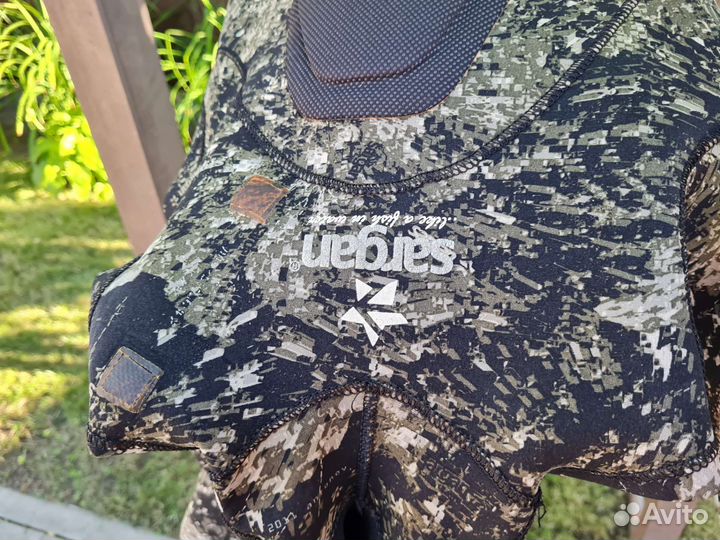 Костюм для подводной охоты