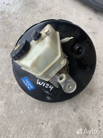 Вакуумный усилитель тормозов Mercedes W124