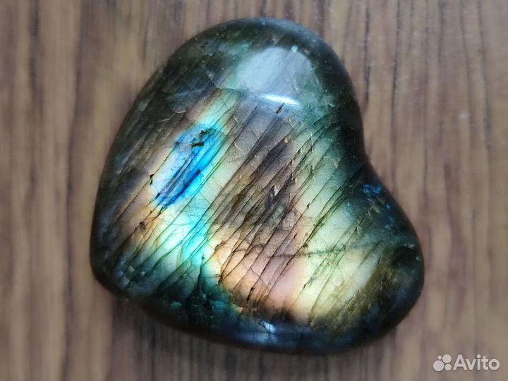 Лабрадорит сердце 64г