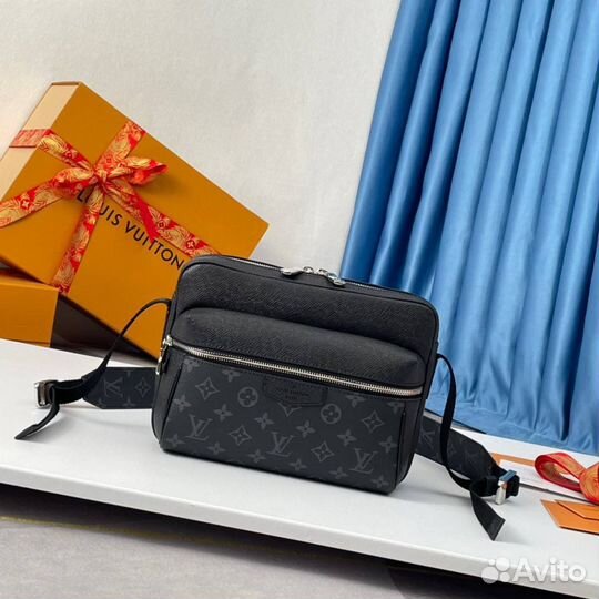 Сумка louis vuitton outdoor messenger