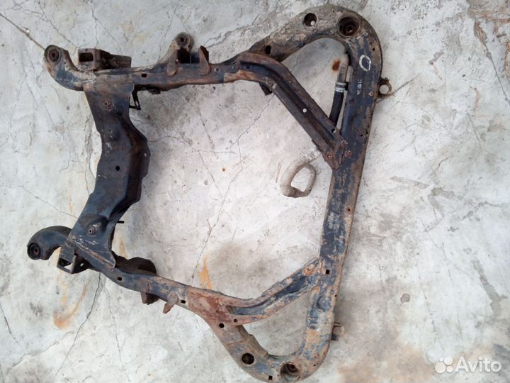 Подрамник opel vectra b