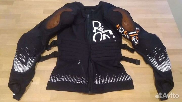 Защита новая женская Demon (США)