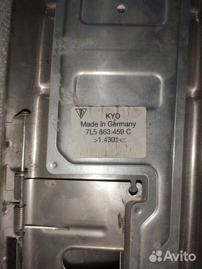 Накладка замка багажника Porsche Cayenne S 955