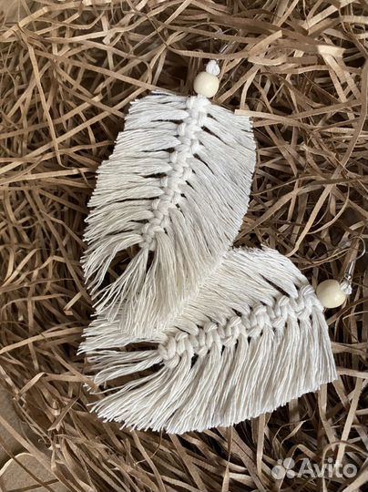 Серьги макраме листья